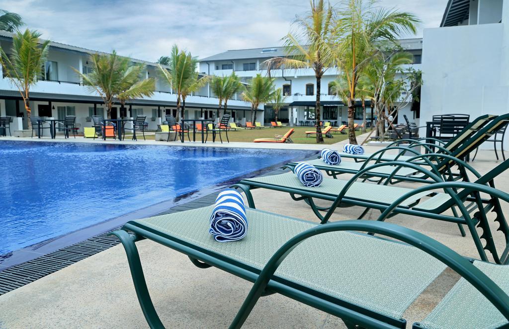 Coco Royal Beach Resort Kalutara Exterior foto